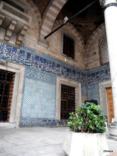 Tilework at the New Mosque